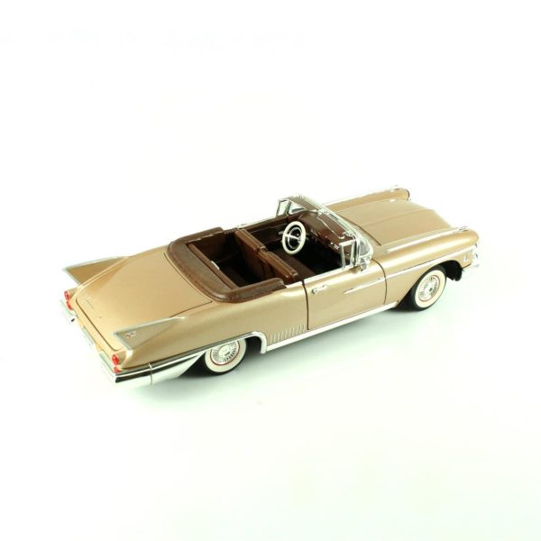 1/18 1958 Cadillac Eldorado Biarritz Altın Diecast Araba, Road Signature 92158 - Görsel 2