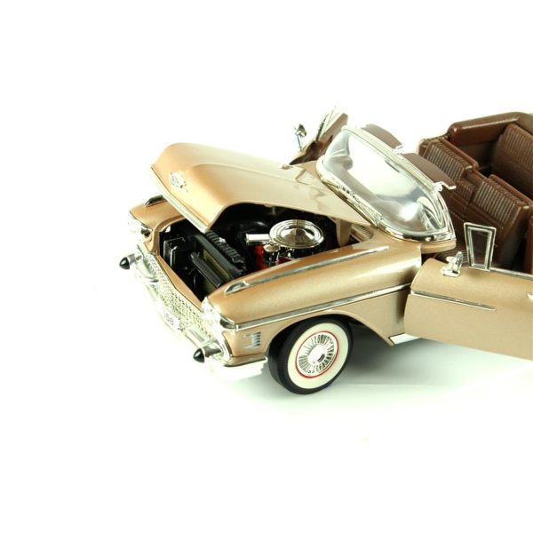 1/18 1958 Cadillac Eldorado Biarritz Altın Diecast Araba, Road Signature 92158 - Görsel 3