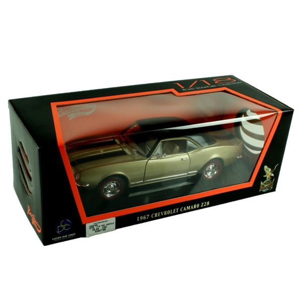 1/18 1967 Chevrolet Camaro Z 28 Altın Diecast Araba, Road Signature 92188 - Görsel 4
