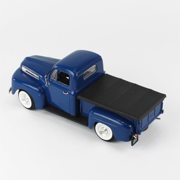 1/18 1948 Ford F-1 Pickup With Flatbed Cov Blue Diecast Araba, Road Signature 92218 - Görsel 3