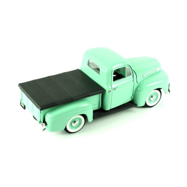 1/18 1948 Ford F-1 Pickup With Flatbed Cov Green Diecast Araba, Road Signature 92218 - Görsel 2