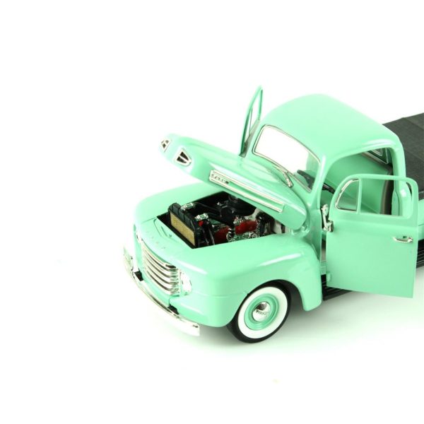 1/18 1948 Ford F-1 Pickup With Flatbed Cov Green Diecast Araba, Road Signature 92218 - Görsel 3
