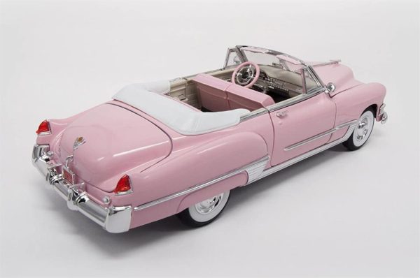 1/18 1949 Cadillac Coupe Deville Convertible Pink Diecast Araba, Road Signature 92308 - Görsel 2