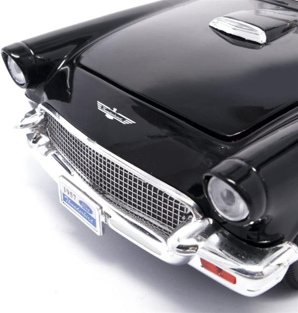 1/18 1958 Ford Thunderbird Black Diecast Araba, Road Signature 92358 - Görsel 5