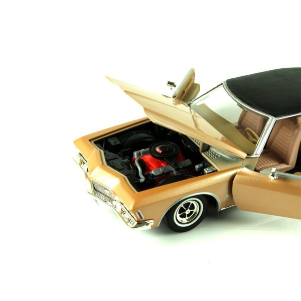 1/18 1971 Buick Riviera GS Vinil Top Brown Diecast Araba, Road Signature 92558 - Görsel 3