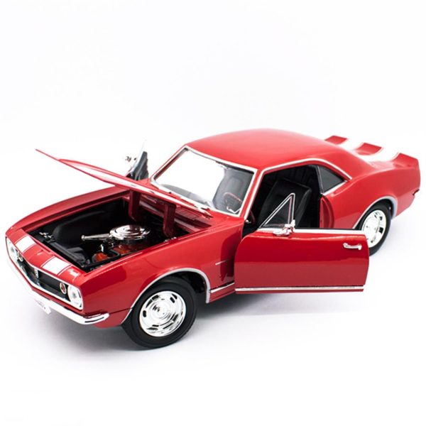 1/18 1967 Chevrolet Camaro Z28 Beyaz Şeritli-Kırmızı Diecast Araba, Road Signature 98188 - Görsel 2