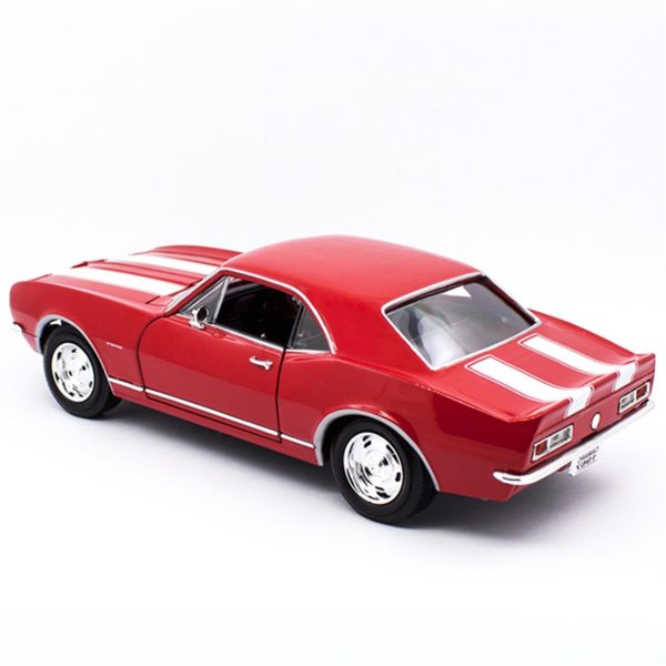 1/18 1967 Chevrolet Camaro Z28 Beyaz Şeritli-Kırmızı Diecast Araba, Road Signature 98188 - Görsel 4