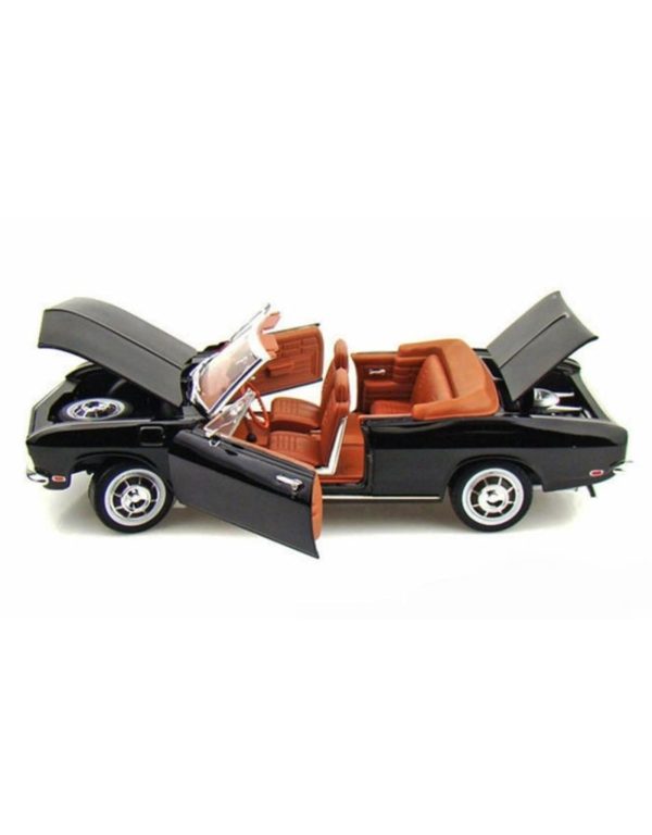 1/18 1969 Chevrolet Corvair MonzaCabrio Siyah Diecast Araba, Road Signature 92498 - Görsel 3