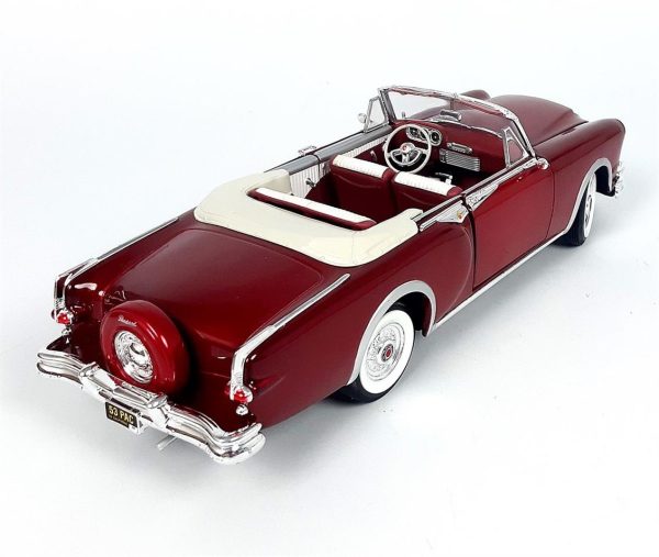 1/18 1953 Packard Caribbean Kırmızı Diecast Araba, Road Signature 92798 - Görsel 3