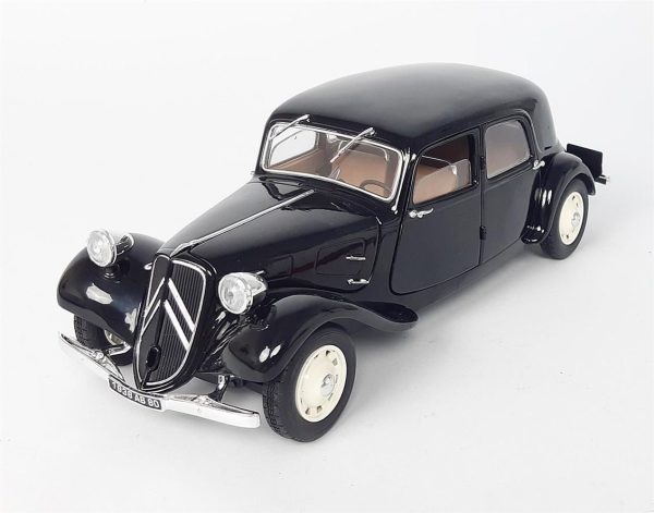 1/18 1937 Citroën Traction 11CV Siyah Diecast Araba, Solido 1800903