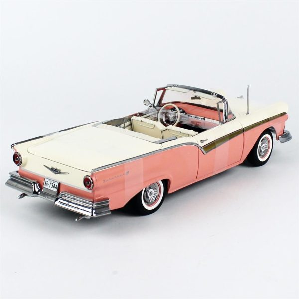 1/18 1957 Ford Fairlane 500 Skyliner Mercan/Beyaz Diecast Araba, Sunstar 1344 - Görsel 4