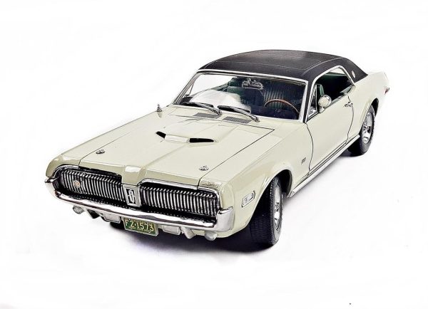 1/18 1968 Mercury Cougar XR7G Deniz Yeşili Diecast Araba, Sunstar 1573