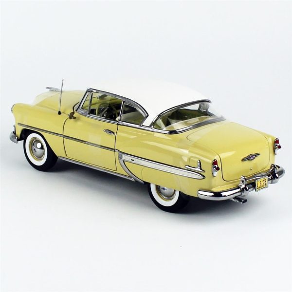 1/18 1953 Chevrolet Bel Air Hard Top Coupe Altın Rengi Diecast Araba, Sunstar 1608 - Görsel 3