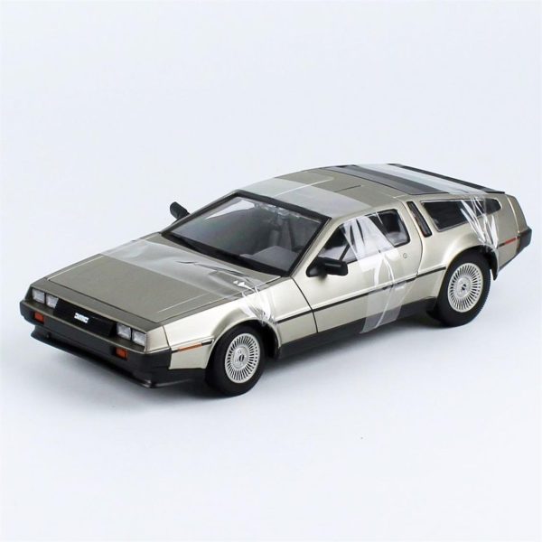 1/18 1981 De Lorean DMC 12 Coupe Krom Renk Diecast Araba, Sunstar 2701 - Görsel 2