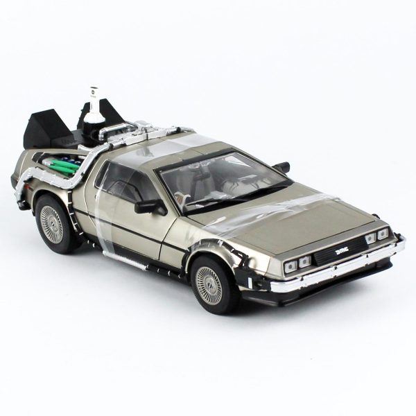 1/18 Delorean (Geleceğe Dönüş II) Krom Renk Diecast Araba, Sunstar 2710