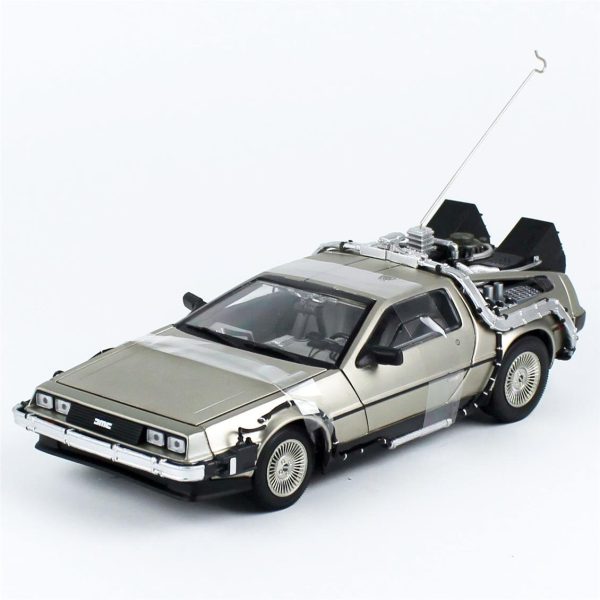 1/18 Delorean (Geleceğe Dönüş I) Krom Renk Diecast Araba, Sunstar 2711 - Görsel 2