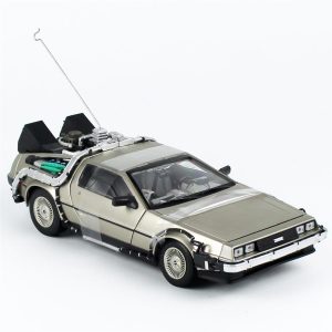 1/18 Delorean (Geleceğe Dönüş I) Krom Renk Diecast Araba, Sunstar 2711