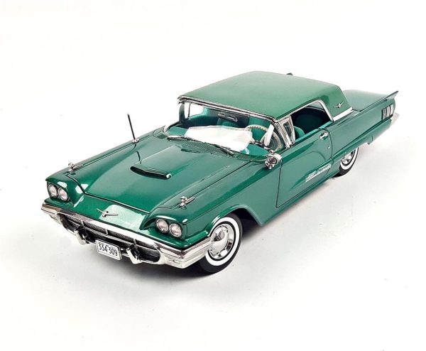 1/18 1960 Ford Thunderbird Hard Top Yeşil Diecast Araba, Sunstar 4309 - Görsel 2