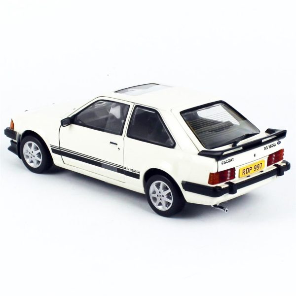 1/18 1984 Ford Escort RS1600i Diamond White (RHD) Diecast Ralli Araba Modeli, Sunstar 4997R - Görsel 3