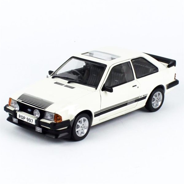 1/18 1984 Ford Escort RS1600i Diamond White (RHD) Diecast Ralli Araba Modeli, Sunstar 4997R - Görsel 2