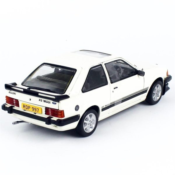 1/18 1984 Ford Escort RS1600i Diamond White (RHD) Diecast Ralli Araba Modeli, Sunstar 4997R - Görsel 4