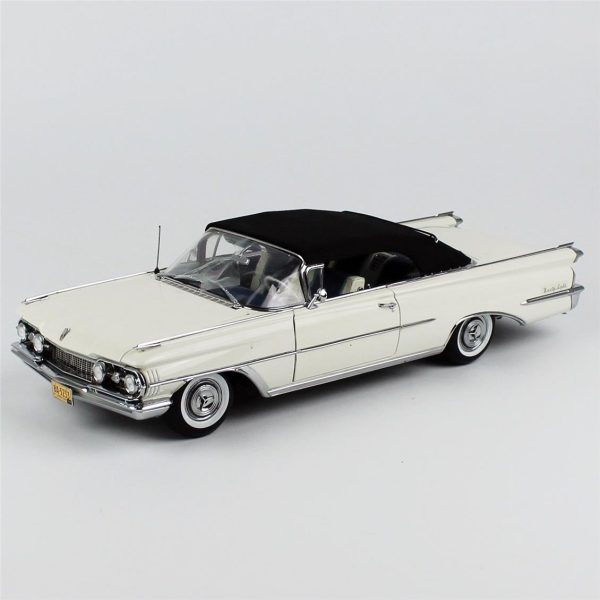 1/18 1959 Oldsmobile-98 Tek Kapı Kapalı Tenteli Polaris Beyazı Diecast Araba, Sunstar 5233 - Görsel 2