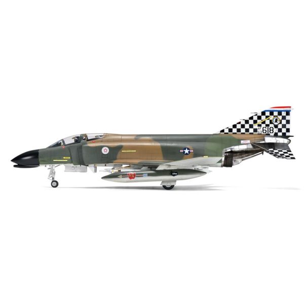 1/48 F-4C Phantom II Savaş Uçağı Maketi, SWS 4806 - Görsel 3