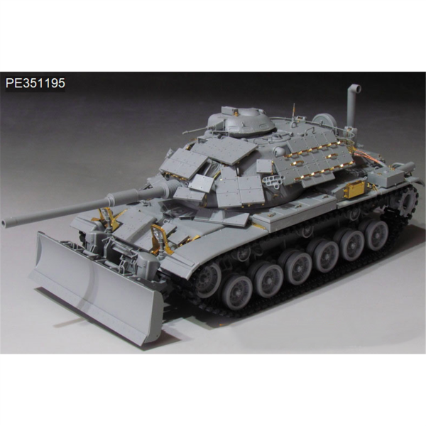 1/35 M60A1 Tankı ve ERA ve M9 Buldozer Maketi, Takom 2142 - Görsel 2