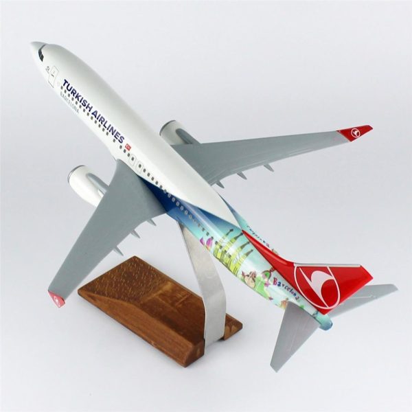 1/100 Barcelona B737-800 Yolcu Uçağı Modeli - Görsel 3