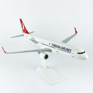 1/100 A321 Yolcu Uçağı Hazır Standlı Modeli