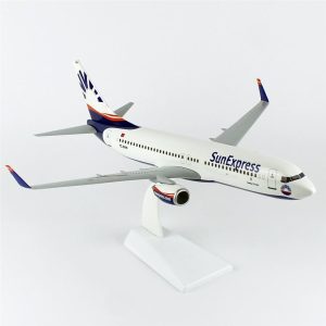 1/100 Sun Express B737-800 Yolcu Uçağı Hazır Standlı Modeli