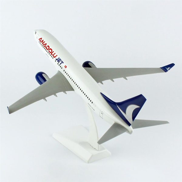 1/100 Anadolu Jet B737-800 Yolcu Uçağı Hazır Standlı Modeli - Görsel 3