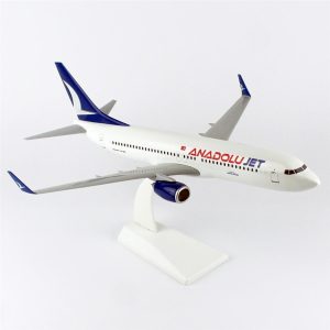 1/100 Anadolu Jet B737-800 Yolcu Uçağı Hazır Standlı Modeli