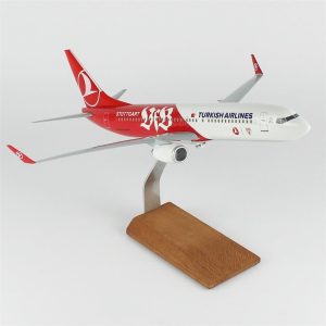 1/100 Stutgard Logolu B737-800 Yolcu Uçağı Modeli