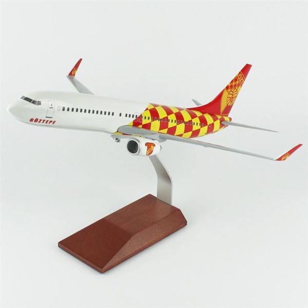 1/100 Göztepe Spor Logolu B737-800 Yolcu Uçağı Modeli - Görsel 2