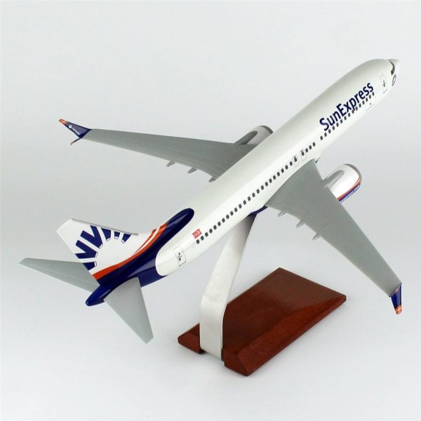 1/100 Sun Express B737-800 Yolcu Uçağı Modeli - Görsel 4