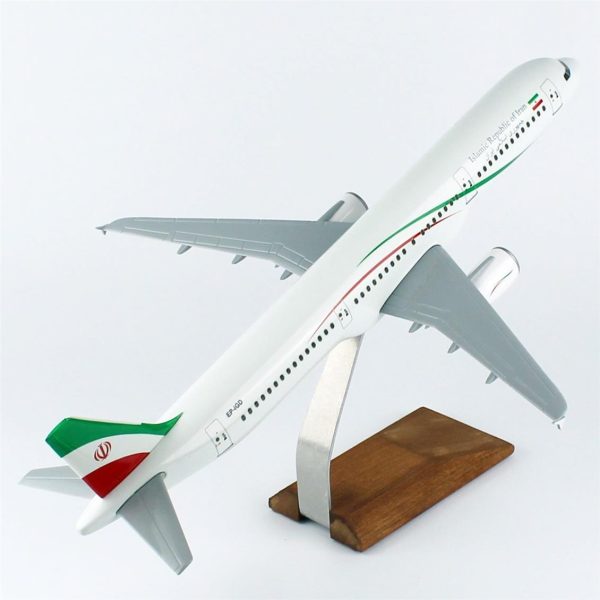 1/100 Islamic Rebublic of Iran A321-200 Yolcu Uçağı Modeli - Görsel 4
