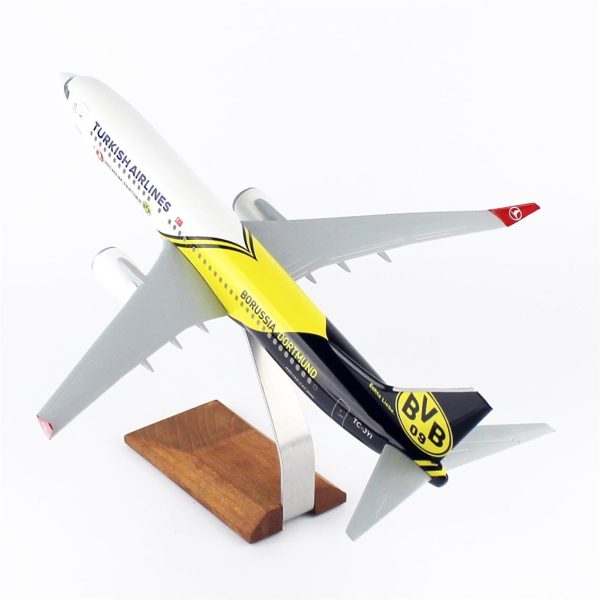 1/100 Borissia Dortmund Logolu B737-800 Yolcu Uçağı Modeli - Görsel 3