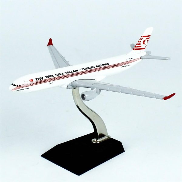 1/250 Piyama Logolu Airbus A330-300 Yolcu Uçağı Metal Modeli, THY 057 - Görsel 2