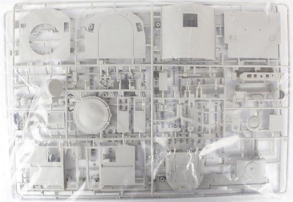 1/35 Alman BR 52 Savaş Lokomotifi Maketi, Trumpeter 00210 - Görsel 2