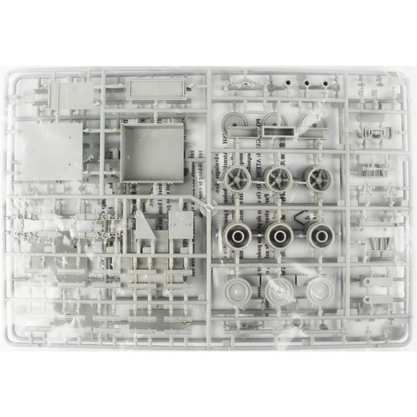 1/35 M915 Çekici ve M872 Düz Tabanlı Dorse ile 40'lık Konteyner Maketi, Trumpeter 01015 - Görsel 2