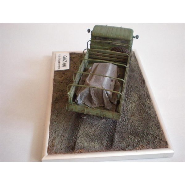 1/35 Russian GAZ-66 Hafif Askeri Kamyon Maketi, Trumpeter 01016 - Görsel 3