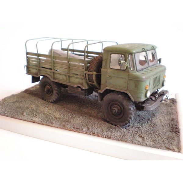 1/35 Russian GAZ-66 Hafif Askeri Kamyon Maketi, Trumpeter 01016 - Görsel 2