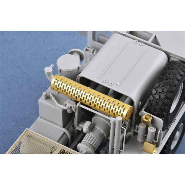 1/35 HEMTT M983 Askeri Çekici Maketi, Trumpeter 01021 - Görsel 3