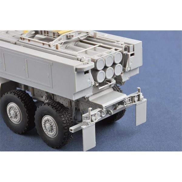 1/35 M142 (HIMARS) Roket Sistemi Maketi, Trumpeter 01041 - Görsel 4