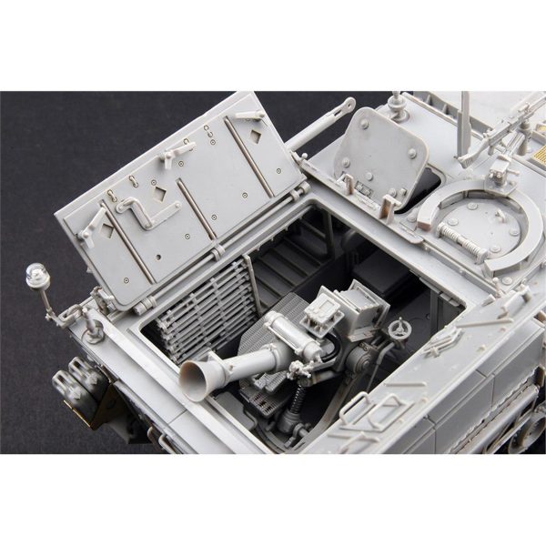 1/35 M1129 Stryker Havan Topu Taşıma Aracı ve 120 mm Havan Topu Maketi, Trumpeter 01512 - Görsel 4