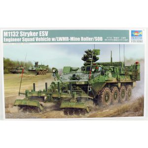 1/35 M1132 Stryker Mühendis Ekibi Aracı ve LWMR-Mayın Temizleme Aparatı Maketi, Trumpeter 01574