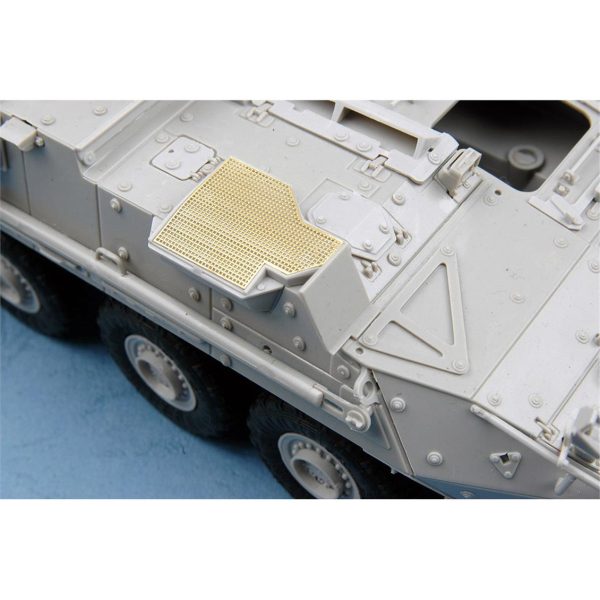 1/35 M1132 Stryker Mühendis Ekibi Aracı ve LWMR-Mayın Temizleme Aparatı Maketi, Trumpeter 01574 - Görsel 4