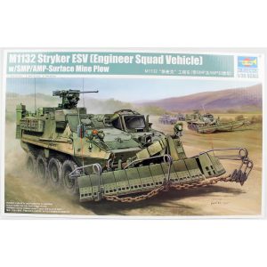 1/35 M1132 Stryker Mühendis Ekibi Aracı ve SMP-Mayın Pulluğu Maketi, Trumpeter 01575