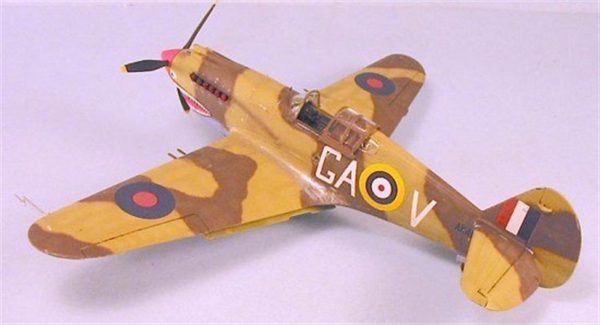 1/48 Curtiss P-40B Warhawk Savaş Uçağı Maketi, Trumpeter 02807 - Görsel 4